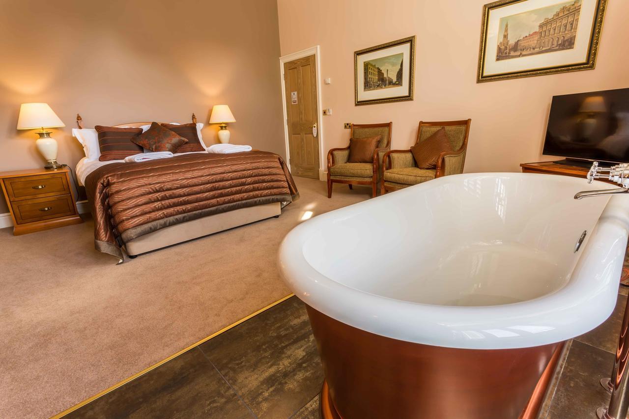The 4* Levens